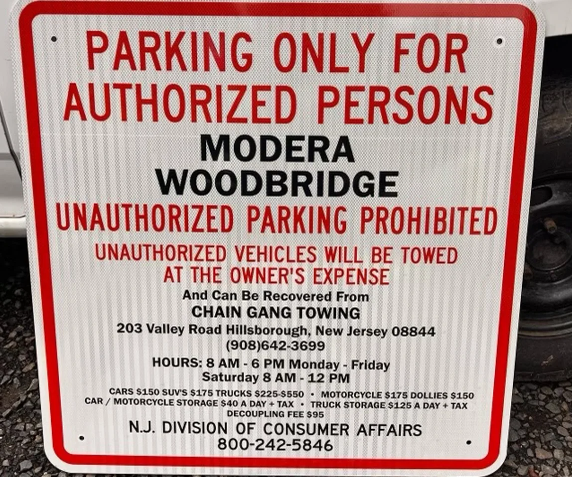 Private property sign from Chain Gang Towing and Recovery Agency 3