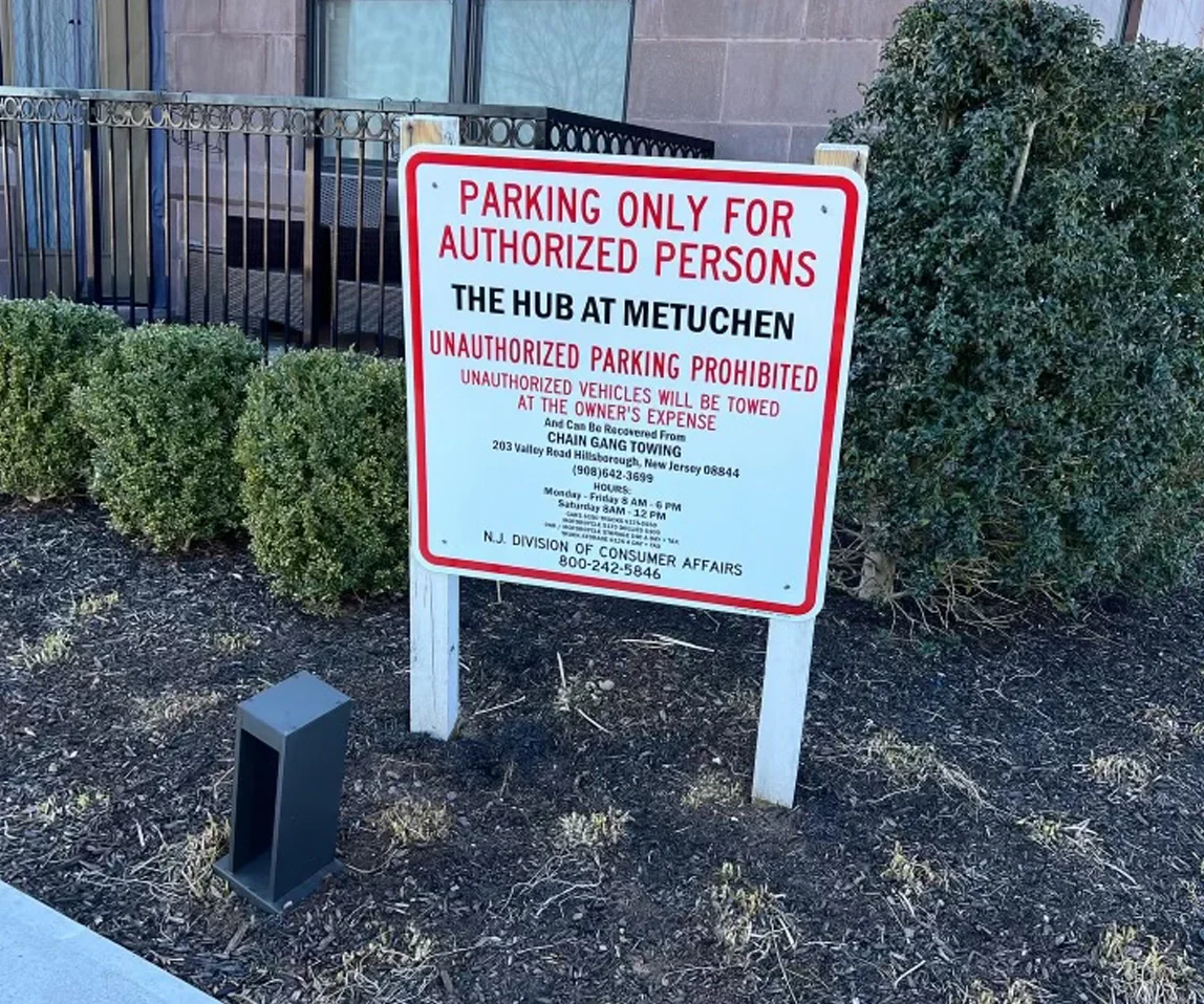 Private property sign from Chain Gang Towing and Recovery Agency 6